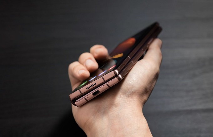 Galaxy Z Fold 2 sẽ được bán tại thị trường Việt Nam với giá 50 triệu đồng