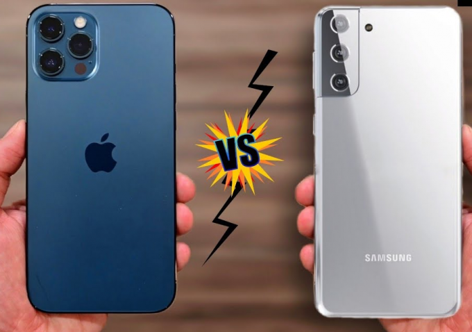 So sánh Galaxy S21 vs iPhone 12 về thiết kế