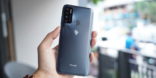 Vsmart Live 4 ra mắt với chip Snapdragon 675, 4 camera, pin 5000mAh, giá từ 4 triệu đồng