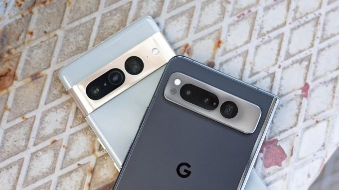 Camera của Google Pixel Fold và Pixel 7 Pro