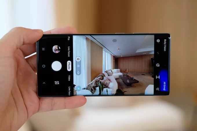 Camera sau của Galaxy Note 10 được trang bị nhiều tính năng độc đáo.