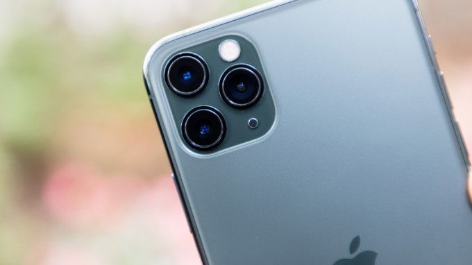 Ống kính góc siêu rộng trên iPhone 11 có gì?