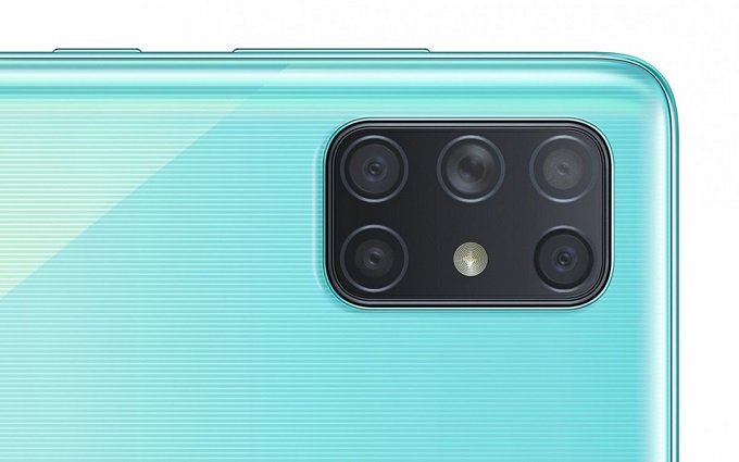 Galaxy A72 với 5 camera