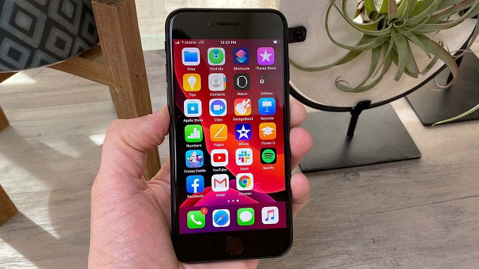 iPhone SE 2020 vẫn là một sản phẩm rất tốt từ Apple, nhưng máy nên có đầy đủ tính năng hơn