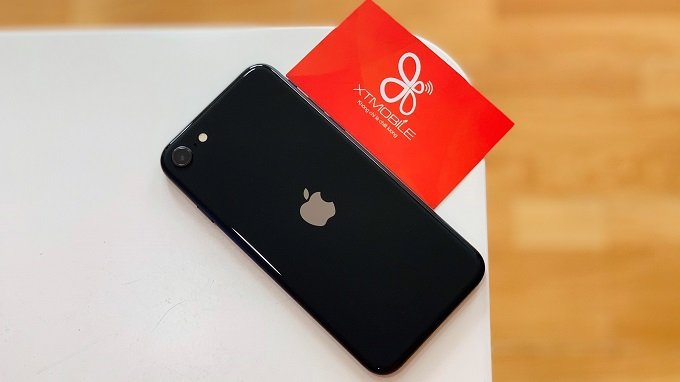iPhone SE 2020 đang giúp Apple vực dậy doanh số