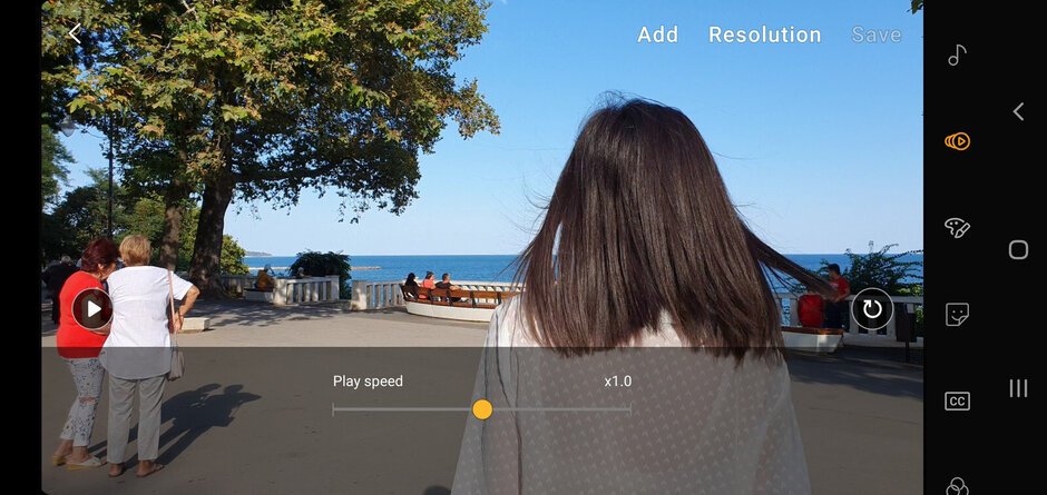 Người dùng hoàn toàn có thể làm chậm video xuống một nữa hoặc tăng tốc video gấp đôi