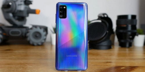 Giá của Galaxy A42 5G đã lộ diện tại trang web của chi nhánh Samsung khu vực Châu Âu