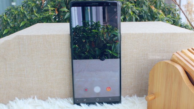 Samsung trang bị cụm camera kép nằm ngang cho Galaxy Note 9 thay vì đặt dọc như trên Galaxy S9 Plus