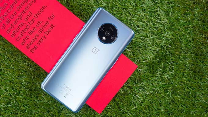 Đây là lý do vì sao OnePlus 7T không hỗ trợ sạc không dây?