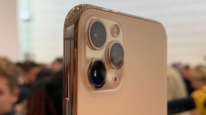 Camera iPhone 11 Pro Max được thiết lập 3 ống kính