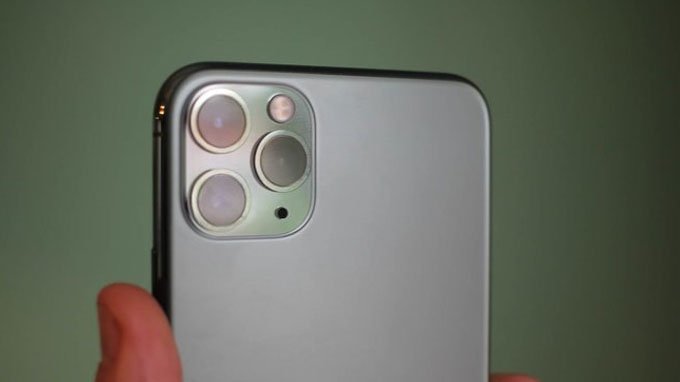 Camera iPhone 11 Pro Max 512GB Hong Kong được nâng cấp lên 3 ống kính
