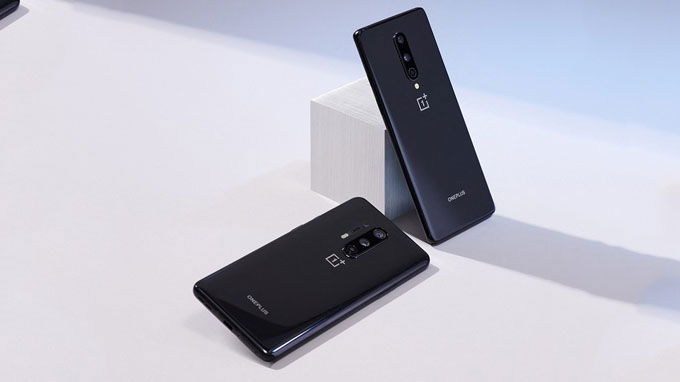 OnePlus 8 và OnePlus 8 Pro đều được cung cấp sức mạnh từ bộ xử lý hàng đầu 