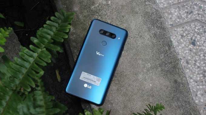 LG V40 là smartphone mạnh mẽ trong năm 2019