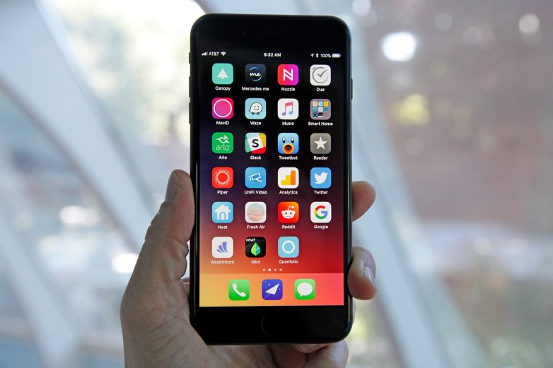 một tin đồn khác cho biết iPhone 9 sẽ được bán ra với giá 399 USD (khoảng 9,3 triệu đồng)