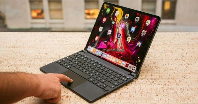 iPad Pro 2020 11 inch 256GB Wifi còn được Apple trang bị bàn phím Macgic Keyboard mới