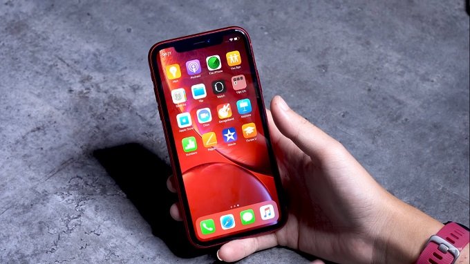  iPhone Xr 64Gb red đi kèm với con chip A12 mạnh mẽ