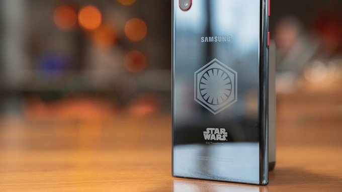 Mặt lưng Galaxy Note 10 Plus phiên bản Star Wars