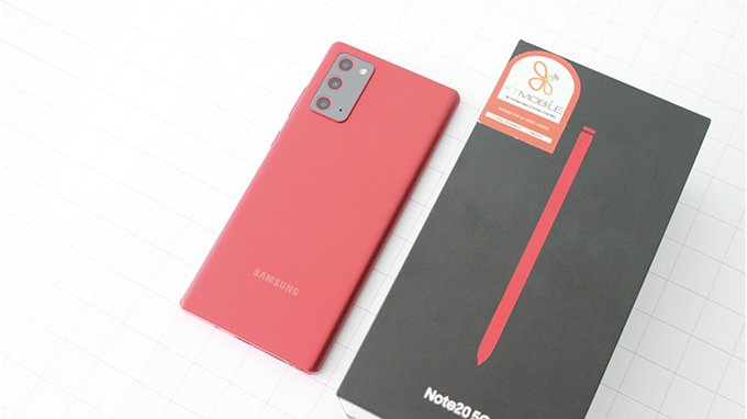 Thiết kế Galaxy Note 20 5G bản Hàn giống hệt với các phiên bản khác, tuy nhiên mặt lưng được hoàn thiện bằng nhựa