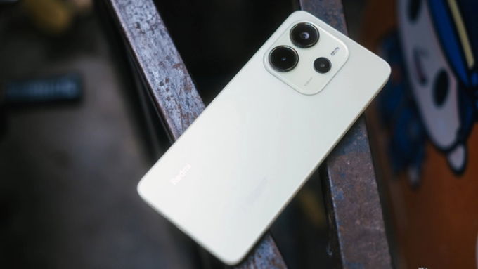 Xiaomi Redmi Note 14 nổi bật nhờ màn hình AMOLED chất lượng cao và camera đa năng