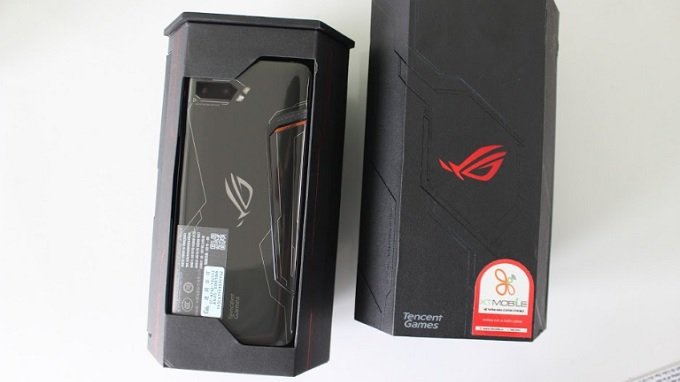 Asus ROG Phone 2 điện thoại chuyên game giá rẻ
