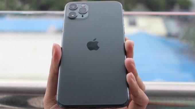 iPhone 11 Pro Max Xanh rêu đẹp ở mọi góc nhìn
