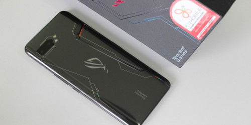 ROG Phone 2 chưa hết hot, Asus ROG Phone 3 đã làm náo loạn game thủ