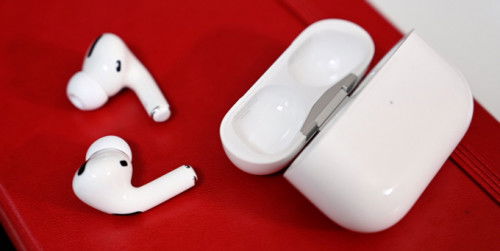 AirPods 3 sẽ được ra mắt vào tháng 3/2021 với thiết kế tương tự AirPods Pro