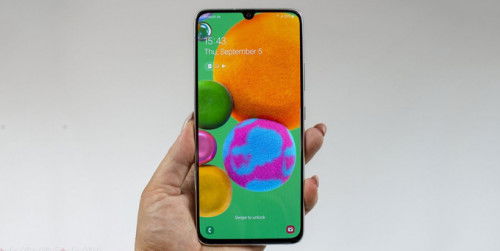 Galaxy A90 5G ra mắt có thể khiến bạn quên đi Galaxy S10 5G