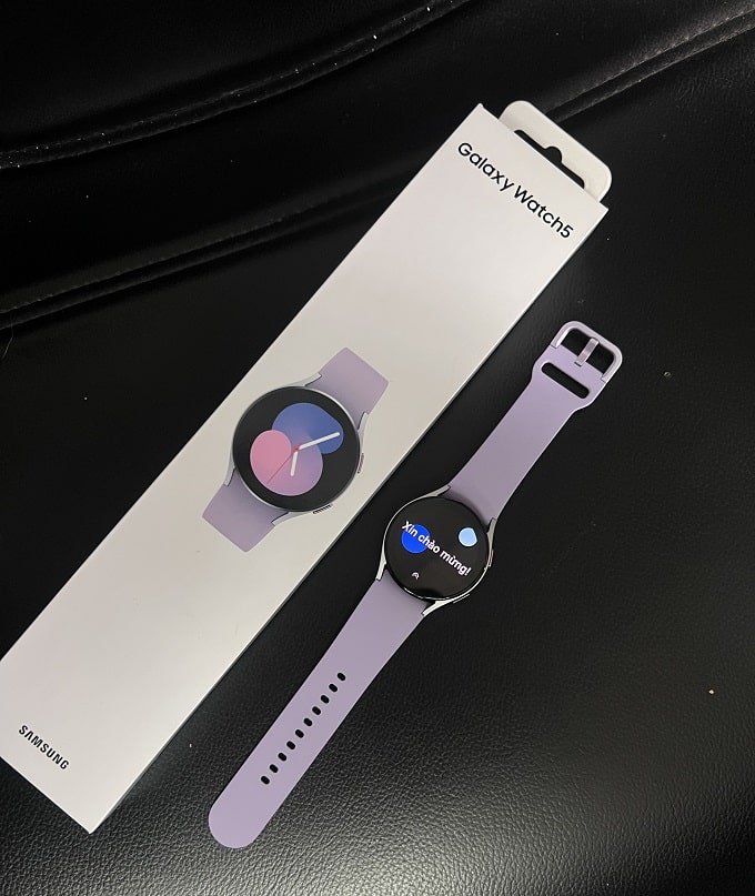 Galaxy Watch 5 có nhiều phiên bản và màu sắc hơn bản Pro