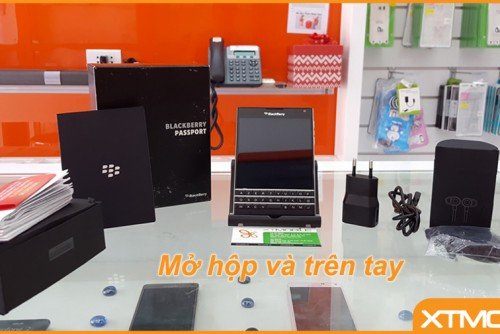Mở hộp và trên tay: Blackberry Passport, siêu phẩm “dị” của làng điện thoại