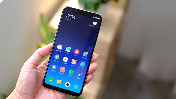 Smartphone-đau-tien-đuoc-Xiaomi-trang-bi-man-hinh-AMOLED-XTmobile