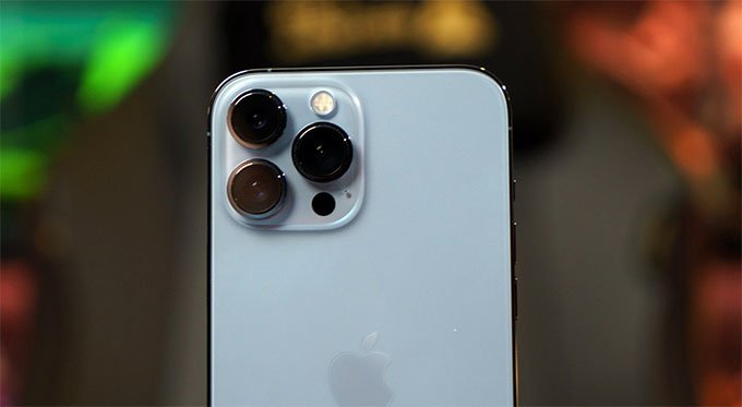Camera iPhone 13 Pro Max 256GB vẫn được trang bị 3 ống kính