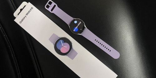 Trên tay Galaxy Watch 5: Màu sắc nổi bật, pin trâu, sạc nhanh hơn