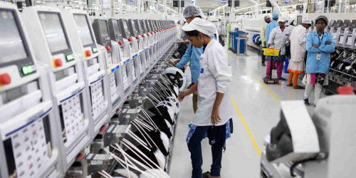 iPhone 14 ế ẩm, Foxconn phải hủy cả dây chuyền sản xuất