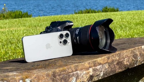 So sánh camera iPhone 15 Pro Max và máy ảnh DSLR chuyên nghiệp