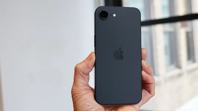 Dung lượng pin & sạc iPhone 16e