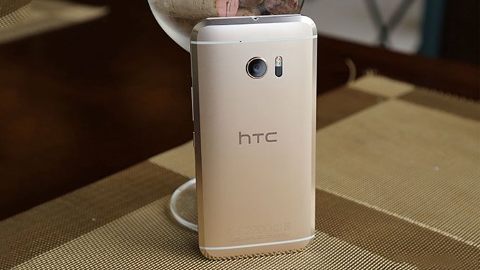 HTC-10-voi-thiet-tinh-te-ti-mi-den-tung-chi-tiet-XTMobile