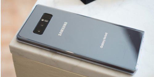 Galaxy Note 8 xuống giá 15 triệu đồng, tận diệt iPhone 8