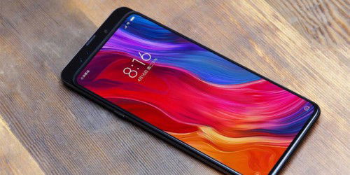 Lộ ảnh trên tay Xiaomi Mi Mix 3: thiết kế mỏng, camera trượt độc đáo