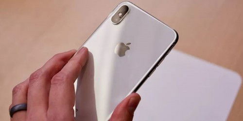 iPhone XS so với LG G7 ThinQ: Liệu LG có thể vượt qua Apple không?