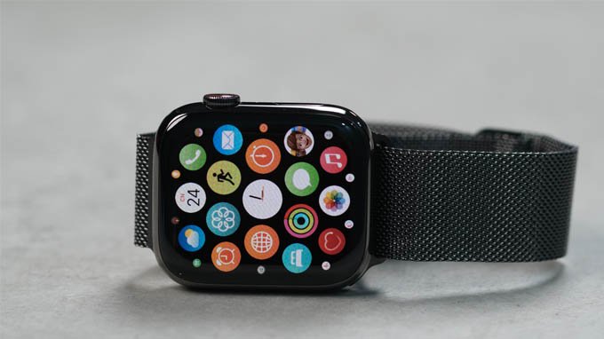 Apple Watch Series 7 45mm LTE được tích hợp trợ lý ảo Siri