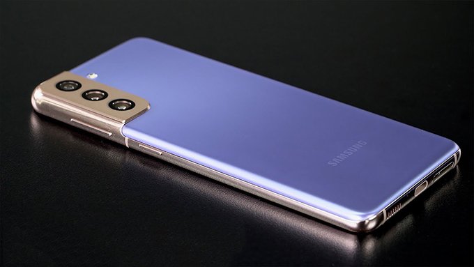 Top smartphone màu tím ấn tượng nhất năm 2022: Galaxy S21