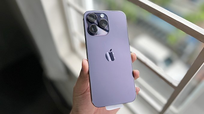 Top smartphone màu tím ấn tượng nhất năm 2022: iPhone 14 Pro Max