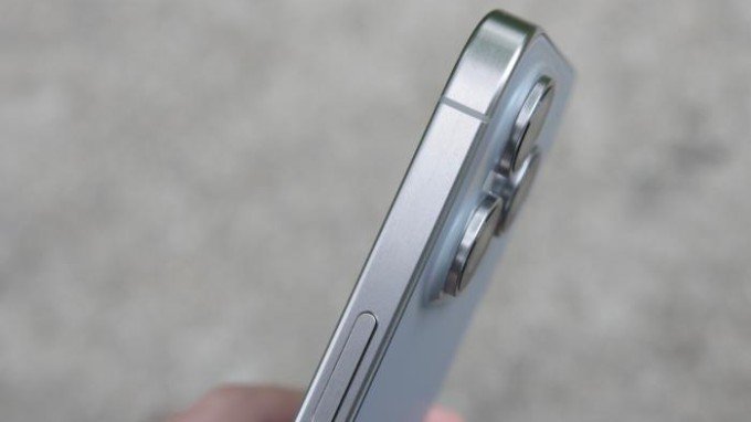 iPhone 15 Pro Max có khung viền Titan mới