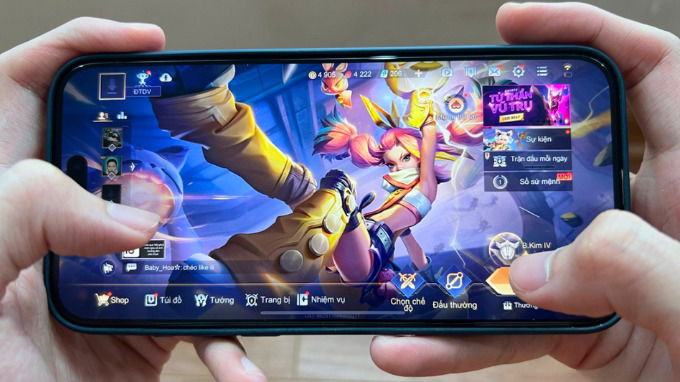 iPhone 15 Pro cân tựa game Liên Quân một cách dễ dàng