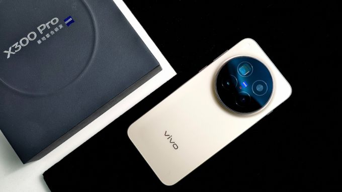 Thiết kế Vivo X300 Pro