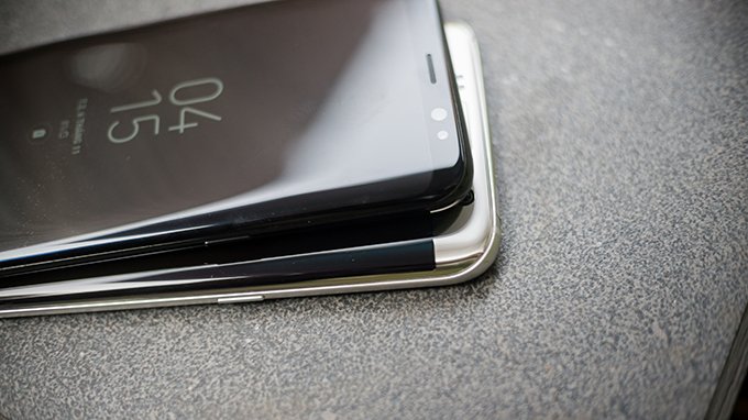 Nên mua Galaxy S8 hay chọn Galaxy S7 Edge