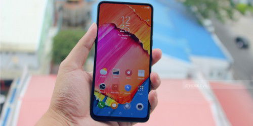 Trên tay Xiaomi Mi Mix 3 RAM 8GB đầu tiên tại Việt Nam