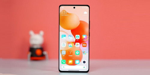 Xiaomi 12 Lite mẫu flagship giá rẻ mới của Xiaomi có màn hình nhỏ tương tự iPhone 13