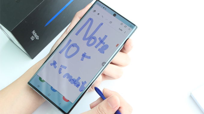 Galaxy Note 10 Plus có Camera Selfie độ phân giải 10MP